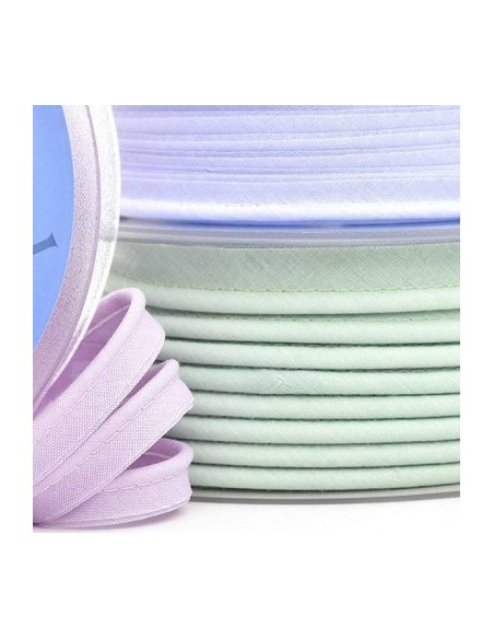 Vivo al bies con cordón