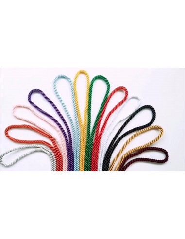 Cordón de seda fino