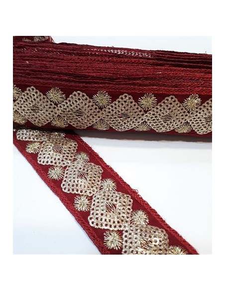 Galón granate con lentejuelas doradas 3 cm