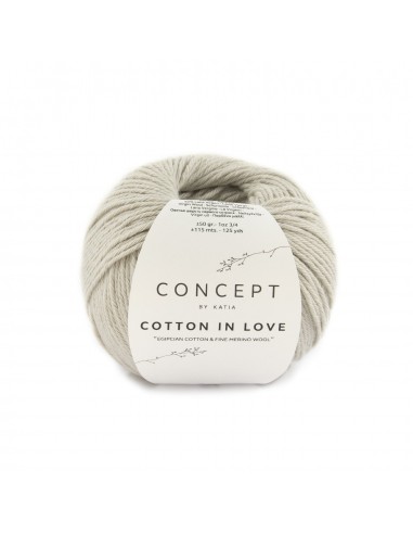 Katia Cotton in love